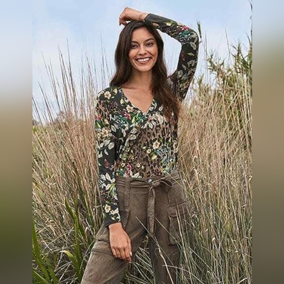 JOHNNY WAS Ash Bird Swing Tee Leopard Top - Picture 1 of 5